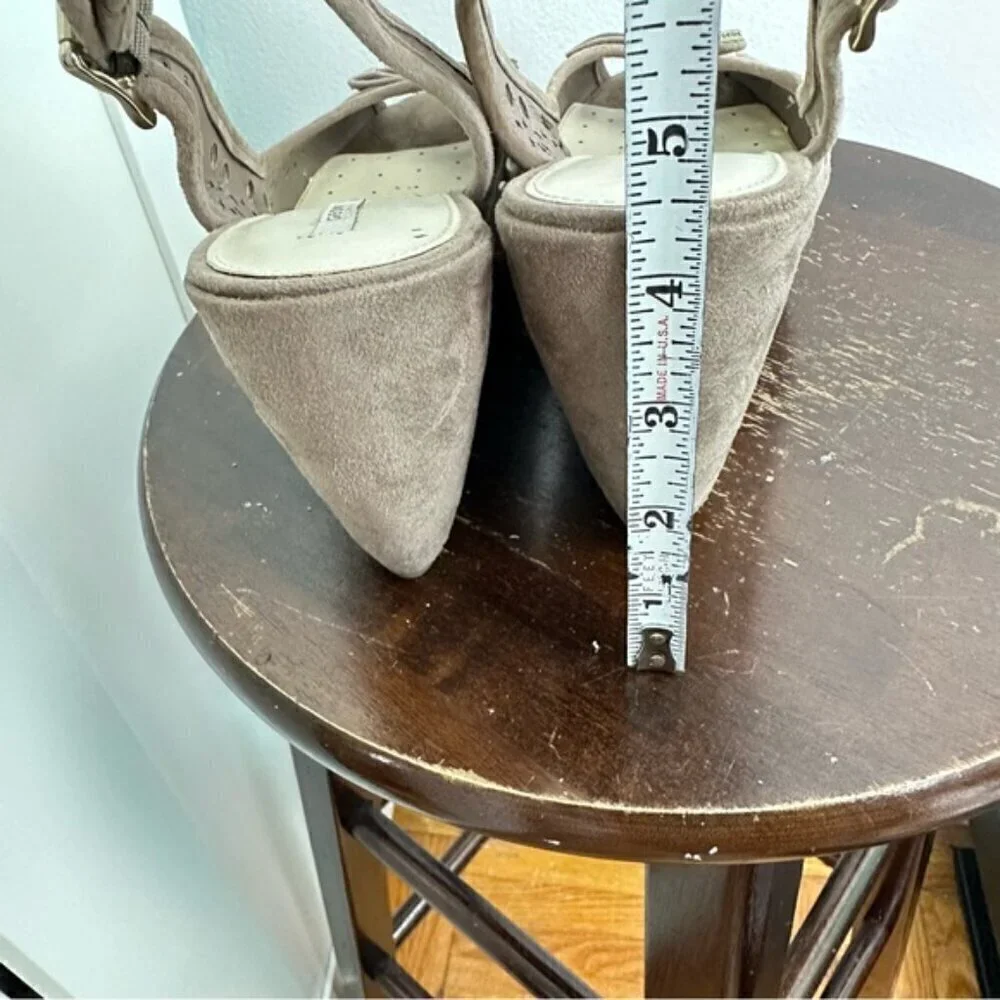 Geox Respira Wedge Heels Size 41 Eyelet Cutout Tan